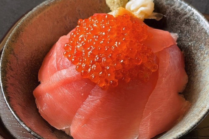 本格海鮮丼＆握り寿司 どんぶり屋まぐろ大将