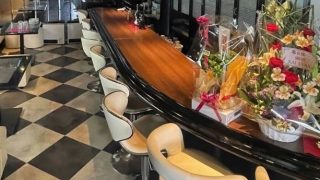 カラオケbar 魔女